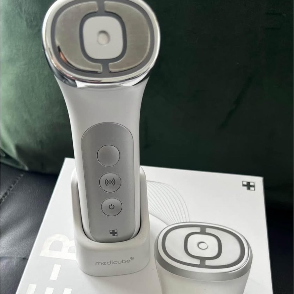 Medicube Age R Ussera Deep Shot